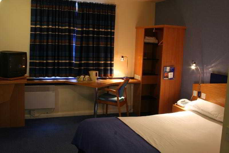 Holiday Inn Express Southampton West By Ihg Totton Kültér fotó